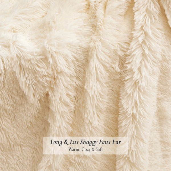 white-solid-Faux-fur-throw-blanket-ontario-canada